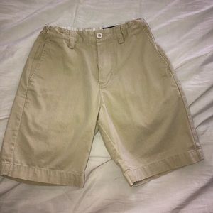 Vineyard Vines Khaki Breaker shorts